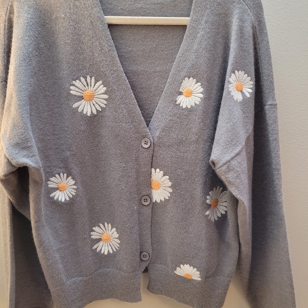 Cardigan with Daisies new